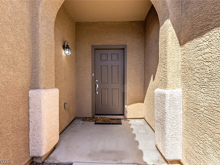 6092 Fox Creek Ave — Photo 8