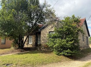 511 Bowser St, Rockdale, TX 76567