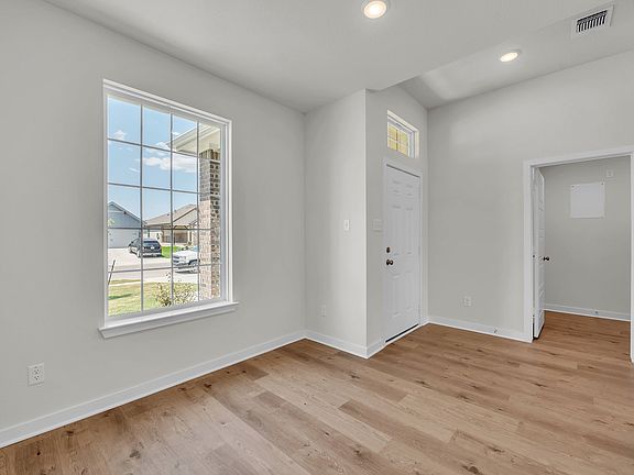 2nd image of 109 Watch Hill Dr
