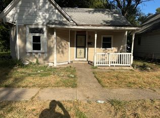 1028 S 15th St, Springfield, IL 62703