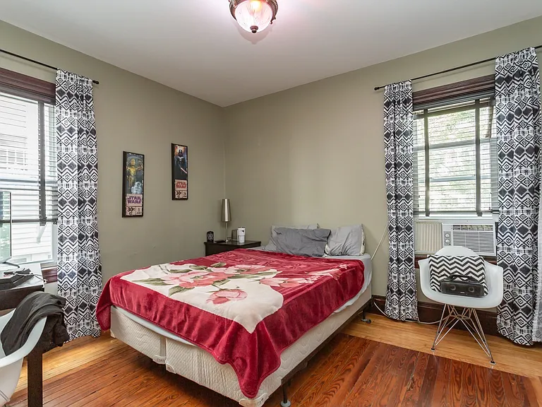 256 Maple St #1 — Photo 8