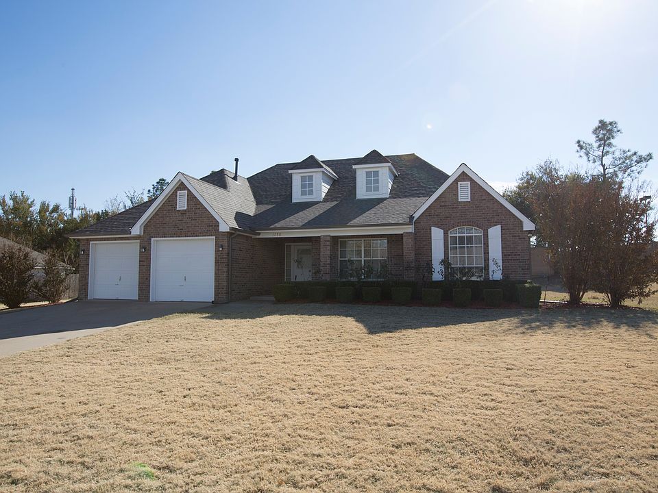 Newly Updated 1-Story on Double Lot