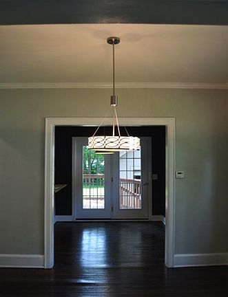 5th image of 217 N Jenison Ave