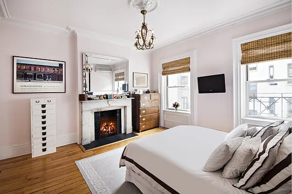 Sold by Stribling | media 3