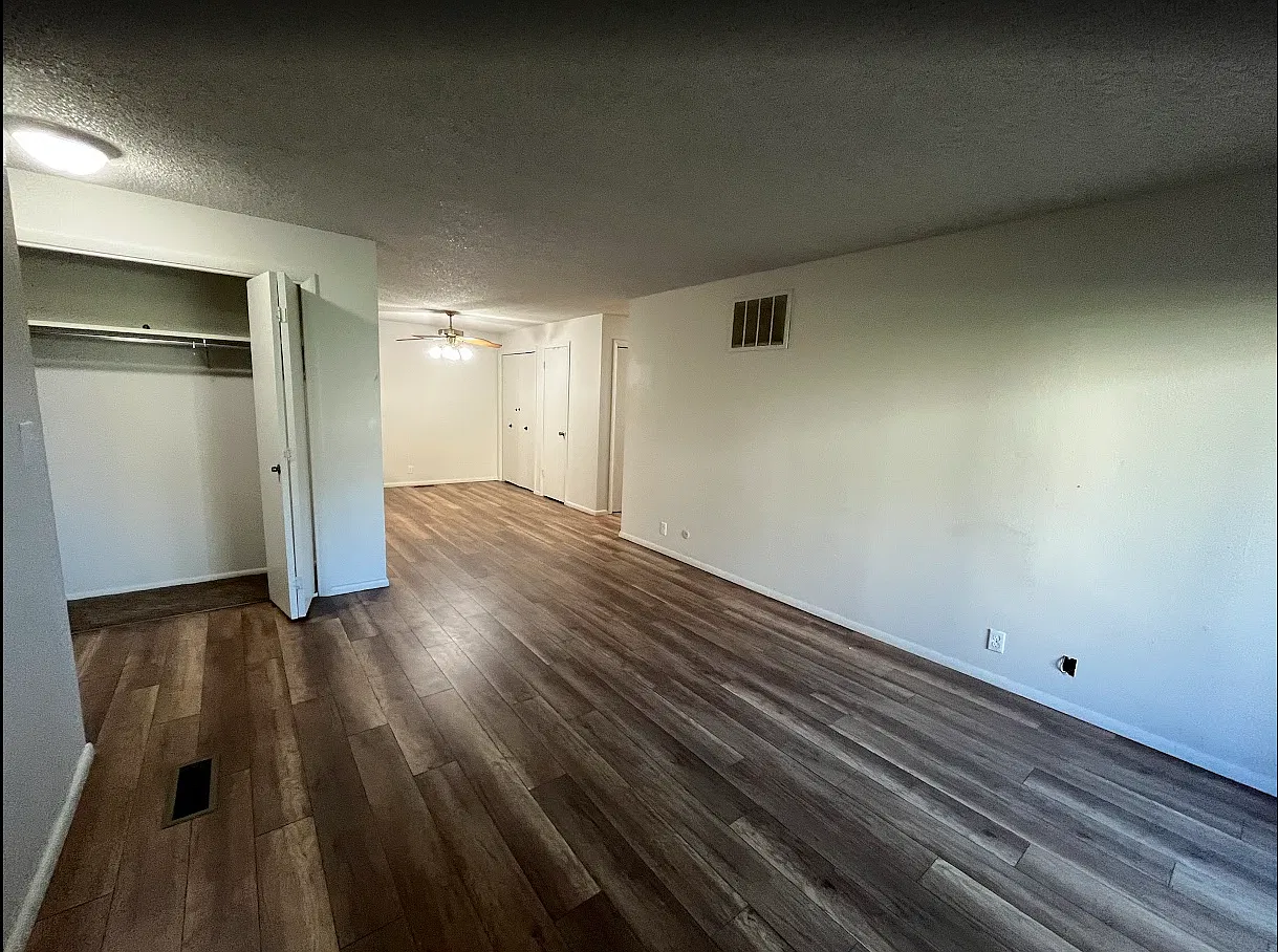 2 bed, 1160 sqft, $1,575 — Photo 4