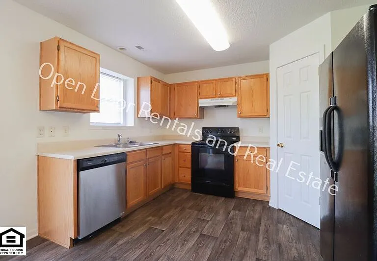 3014 Limerick Pl — Photo 5