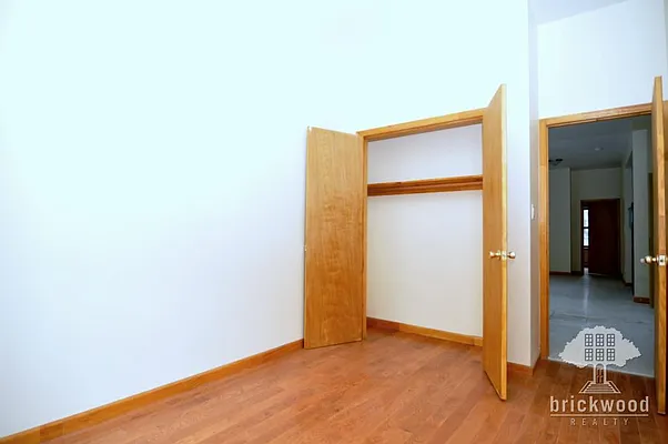 Rented by Brickwood Realty | media 2