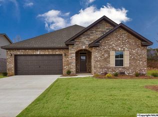 4308 Adventura Dr SE, Owens Cross Roads, AL 35763