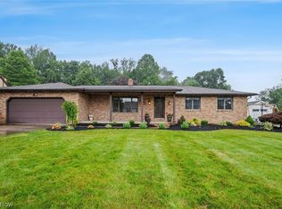 2411 Sucrose Dr, Akron, OH 44312