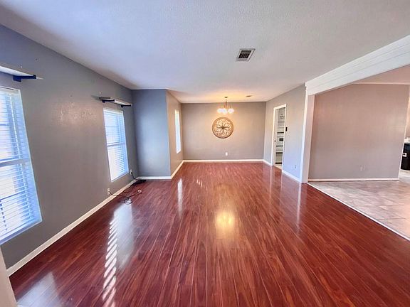 4th image of 1108 N 30th St