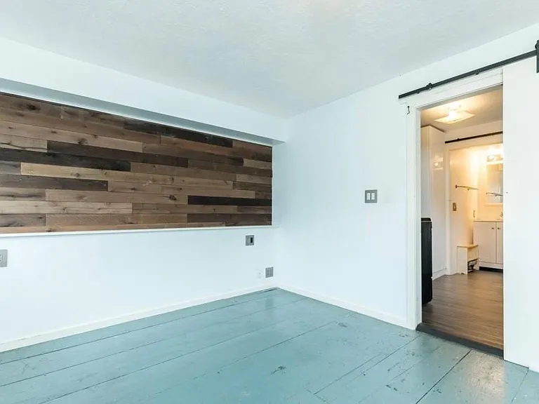 9 Prospect St #5 — Photo 7