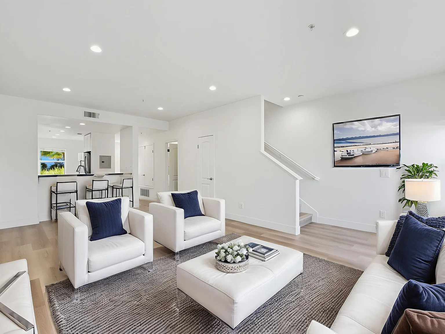 Stevens Creek Villas — Photo 3