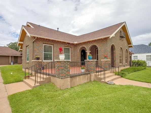2201 NW 4th Ave, Mineral Wells, TX 76067