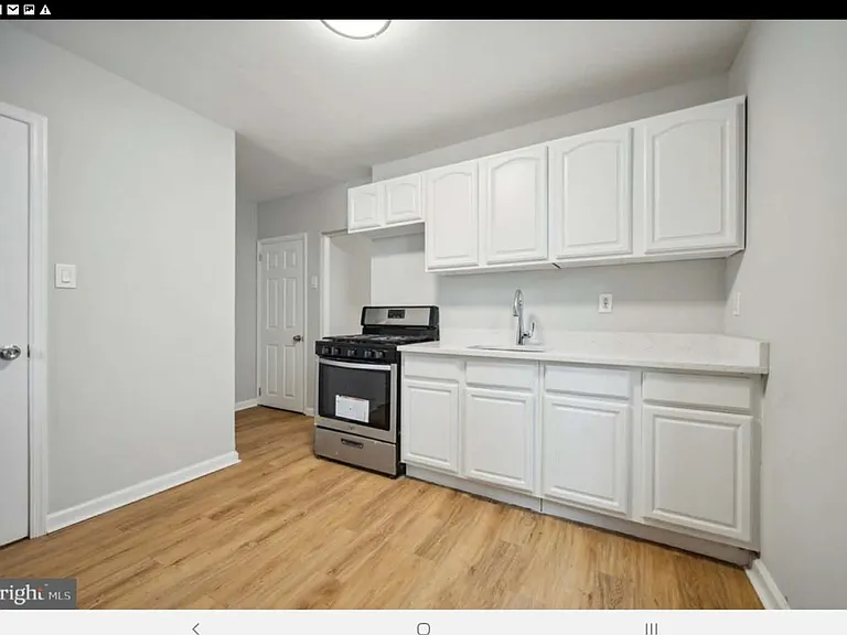 627 George St #1 — Photo 7