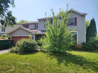 1691 Hartley Dr, Algonquin, IL