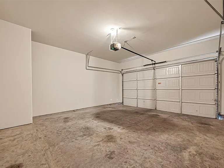 13412 Sun Cay Dr — Photo 37
