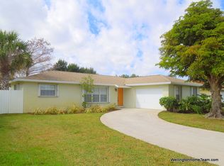 2670 Flamango Lake Dr, West Palm Beach, FL 33406