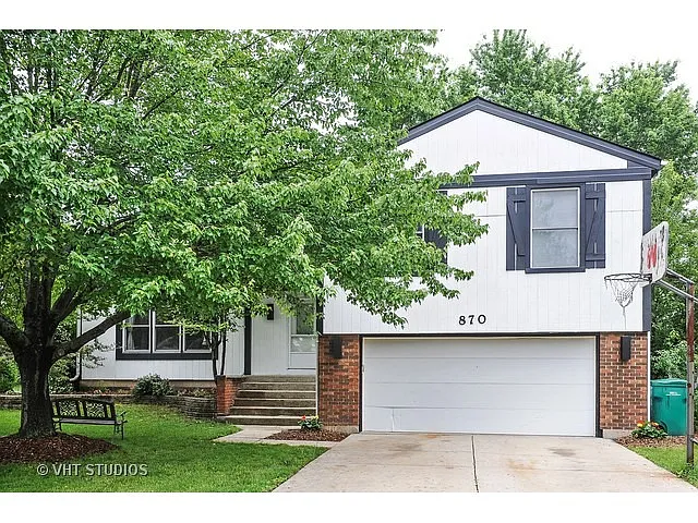 870 Kingsbridge Way photo 1