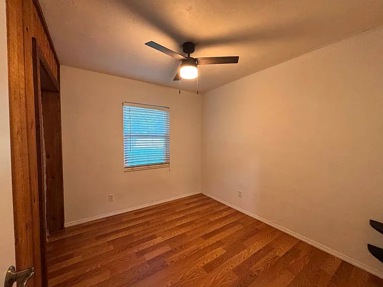 226 Palm Ave — Photo 14