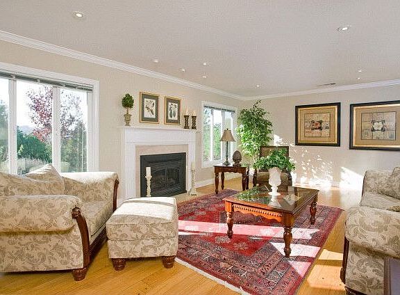 Intimate Living Room 