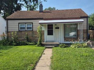92 E Kalama Ave, Madison Heights, MI 48071