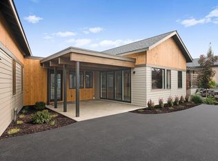 19143 Gateway Loop, Bend, OR 97702