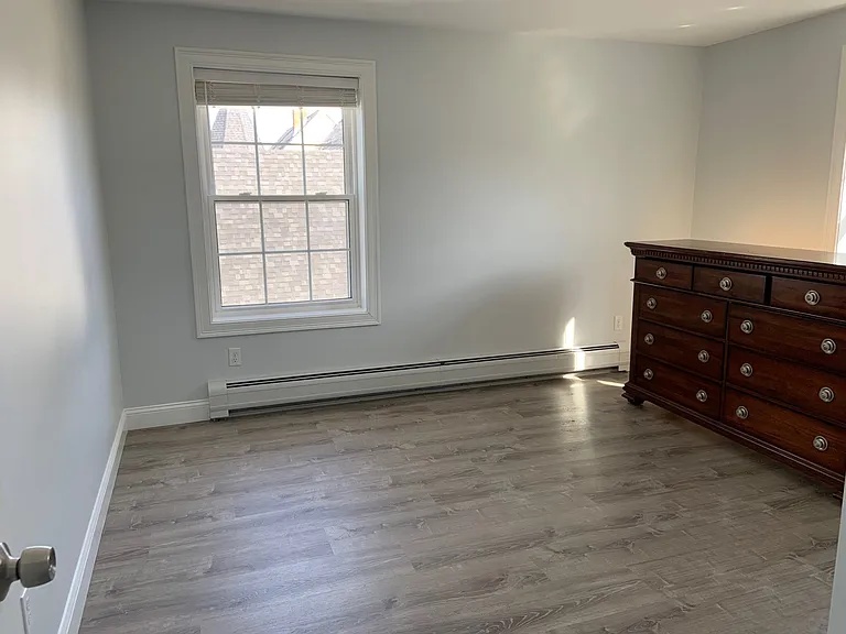 690 Main St #100 — Photo 7