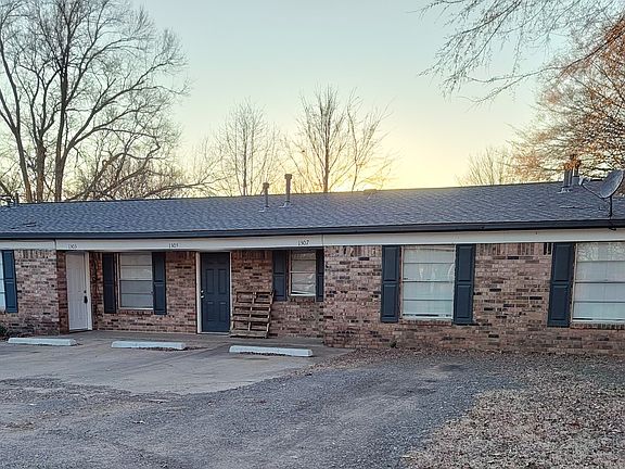 3rd image of 1303-1307 Parker Rd #1303