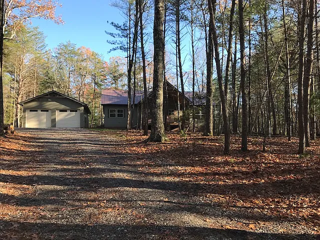 Creek View Ln — Photo 1