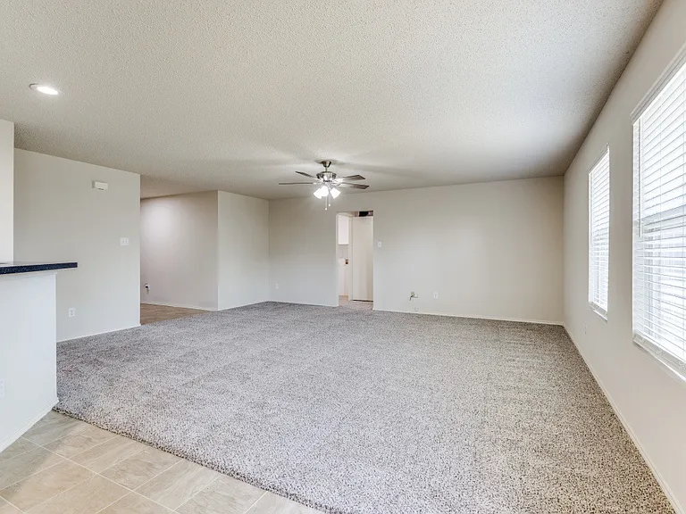 9709 Thomas Jefferson Dr — Photo 16