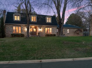 5405 Highwood Dr W, Edina, MN 55436