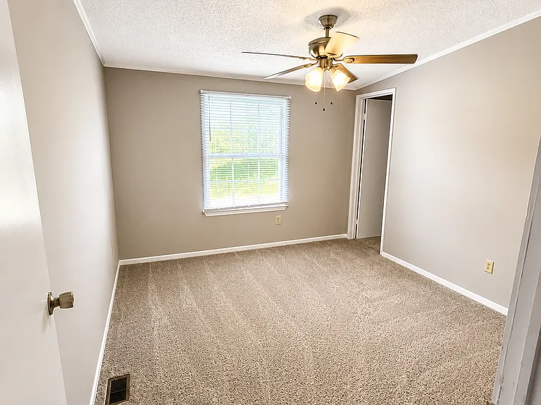 801 Jetty Ct — Photo 6