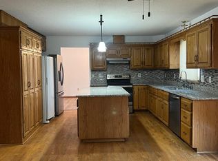 3824 Dunbar Ct N, Brooklyn Park, MN 55443