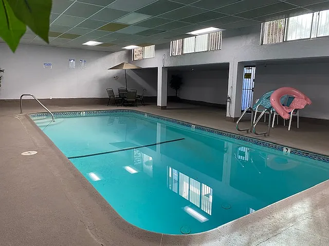 B & B Detroit