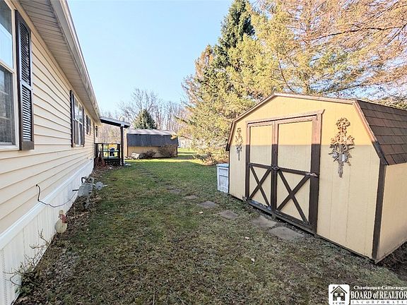4th image of 5 Juniper Dr