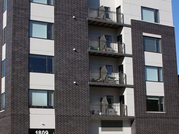 Flats 1809 - Indoor heated parking available