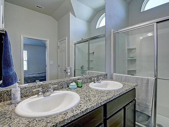 4th image of 6806 Witts Way