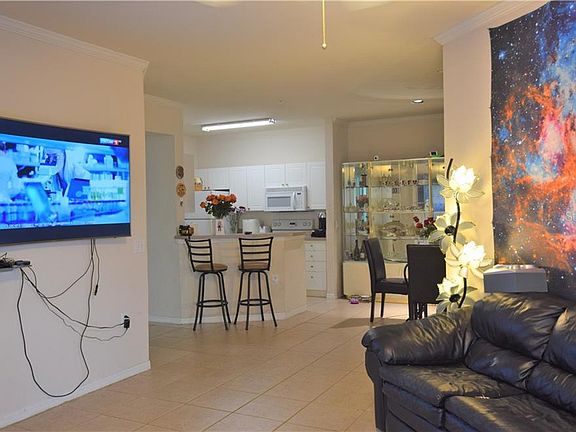 5th image of 5146 Northridge Rd Unit 112