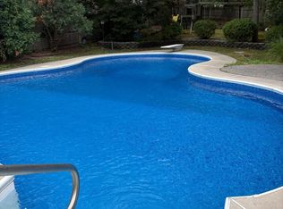 107 Shenandoah Blvd, Toms River, NJ 08753