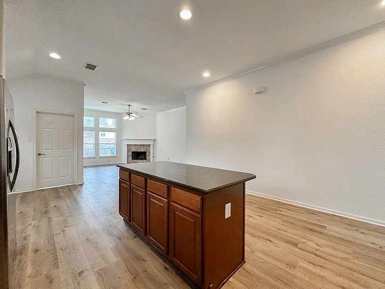73 E Montfair Blvd — Photo 16