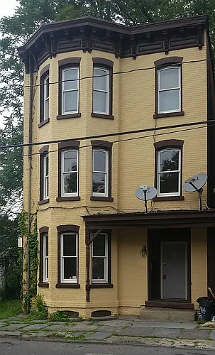 106 Washington St Photo 1
