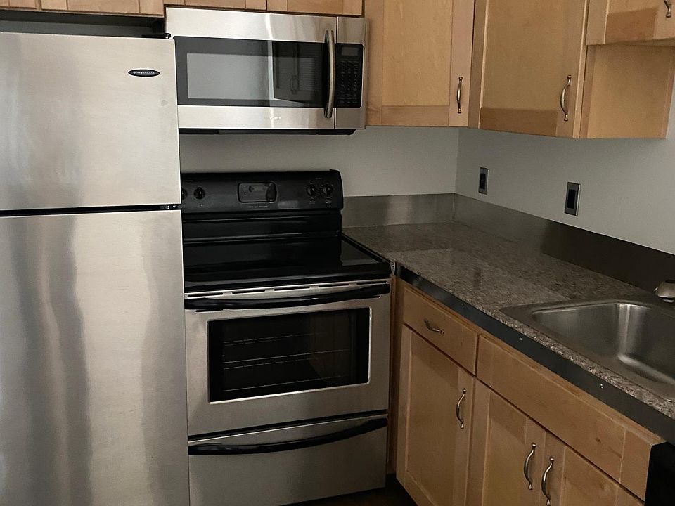 1st image of 215 W 7th St APT 509
