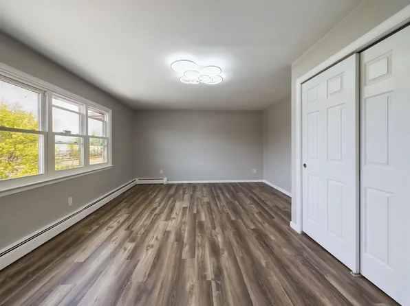 10 East View Court image 6 of 20