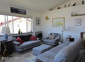 2nd image of 3504 Highview Dr