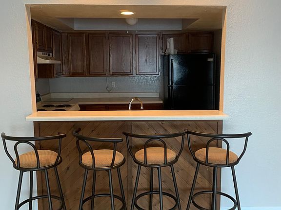 Kitchen Bar