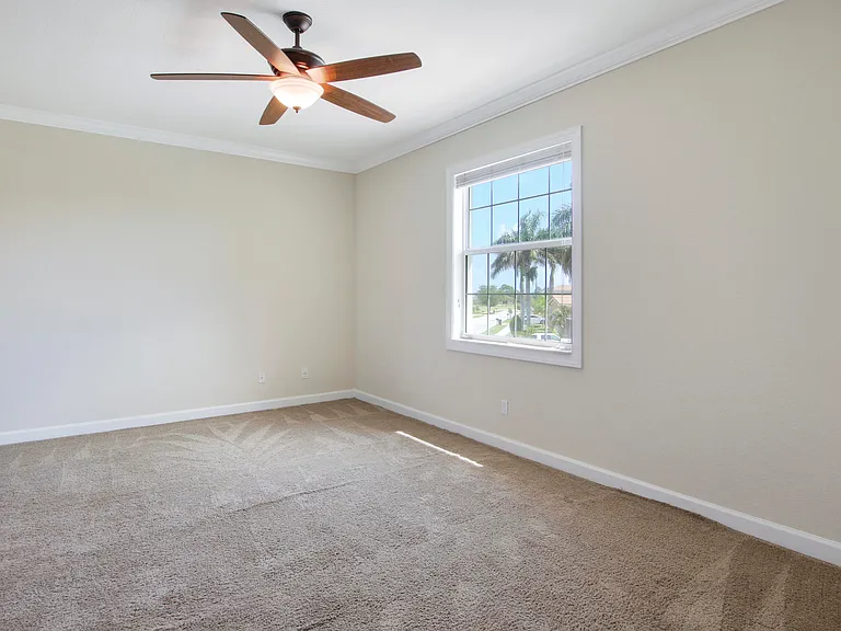 12101 SW Aventino Dr — Photo 37