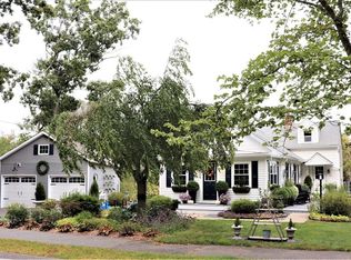 32 Lincoln St, Northborough, MA 01532