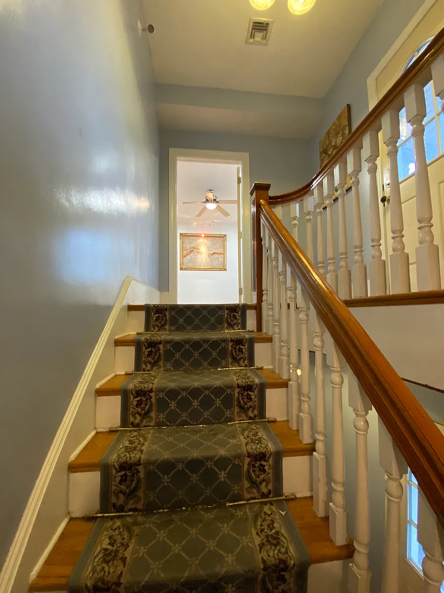 Building Photo - 200 Hyde Park Ave #3