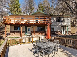 30608 Ferndale Dr, Running Springs, CA 92382