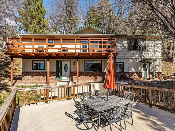 30608 Ferndale Dr, Running Springs, CA 92382